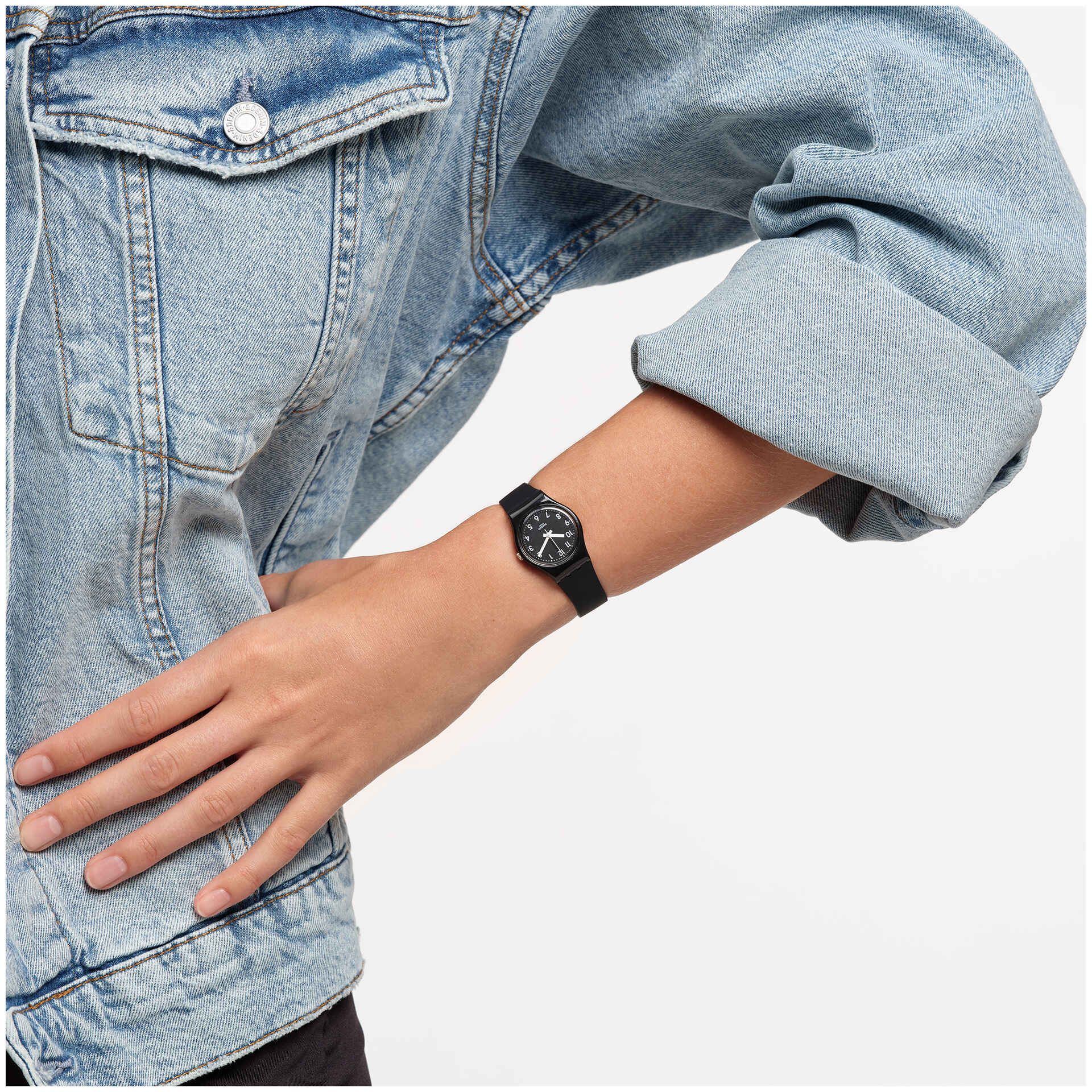 "LADY BLACK SINGLE" Gallery Image #1