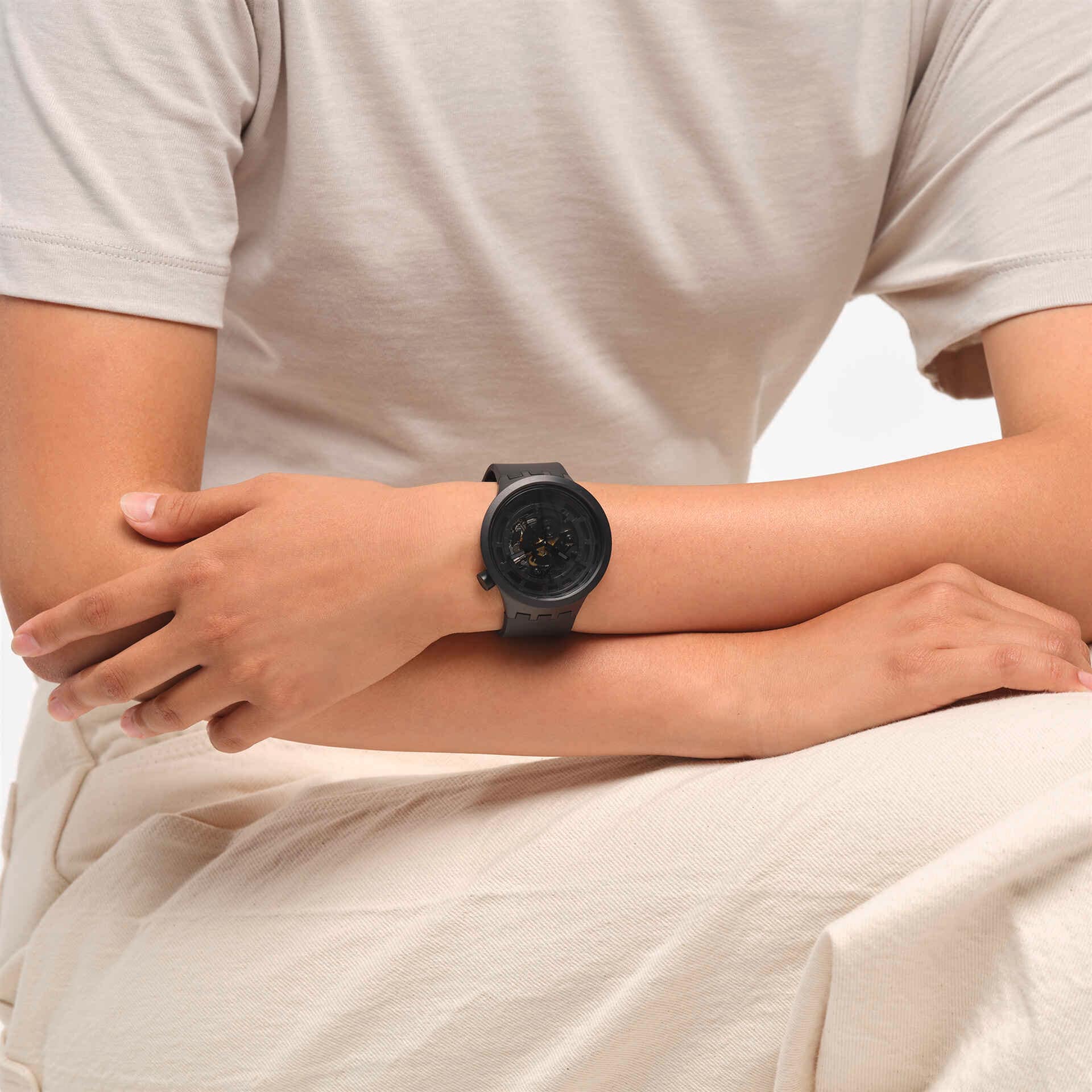 "C-BLACK" Gallery Image #1